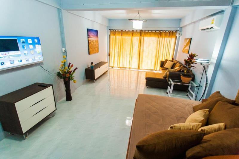 Royal Prince Residence Patong Екстериор снимка