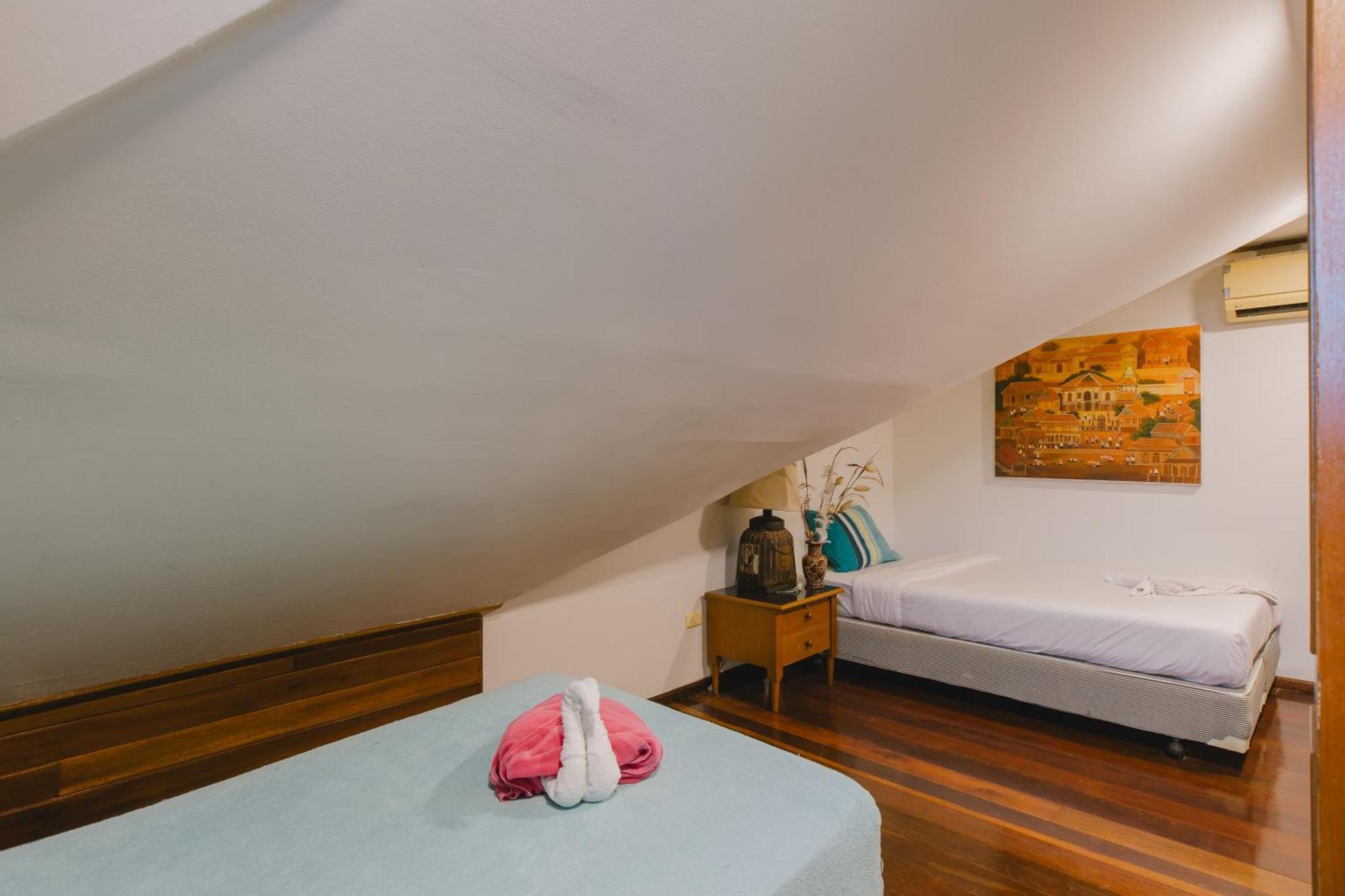 Royal Prince Residence Patong Стая снимка