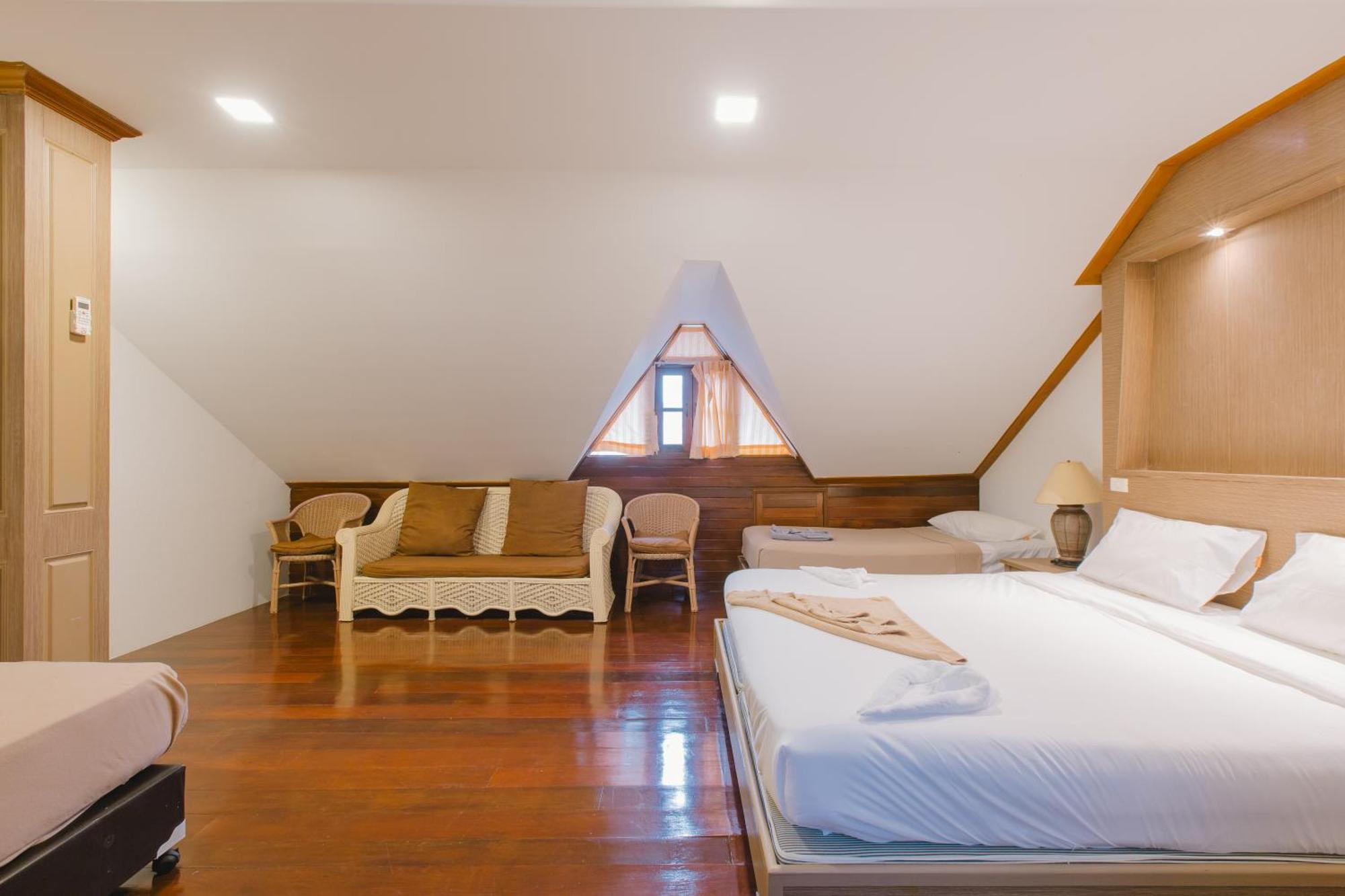 Royal Prince Residence Patong Екстериор снимка