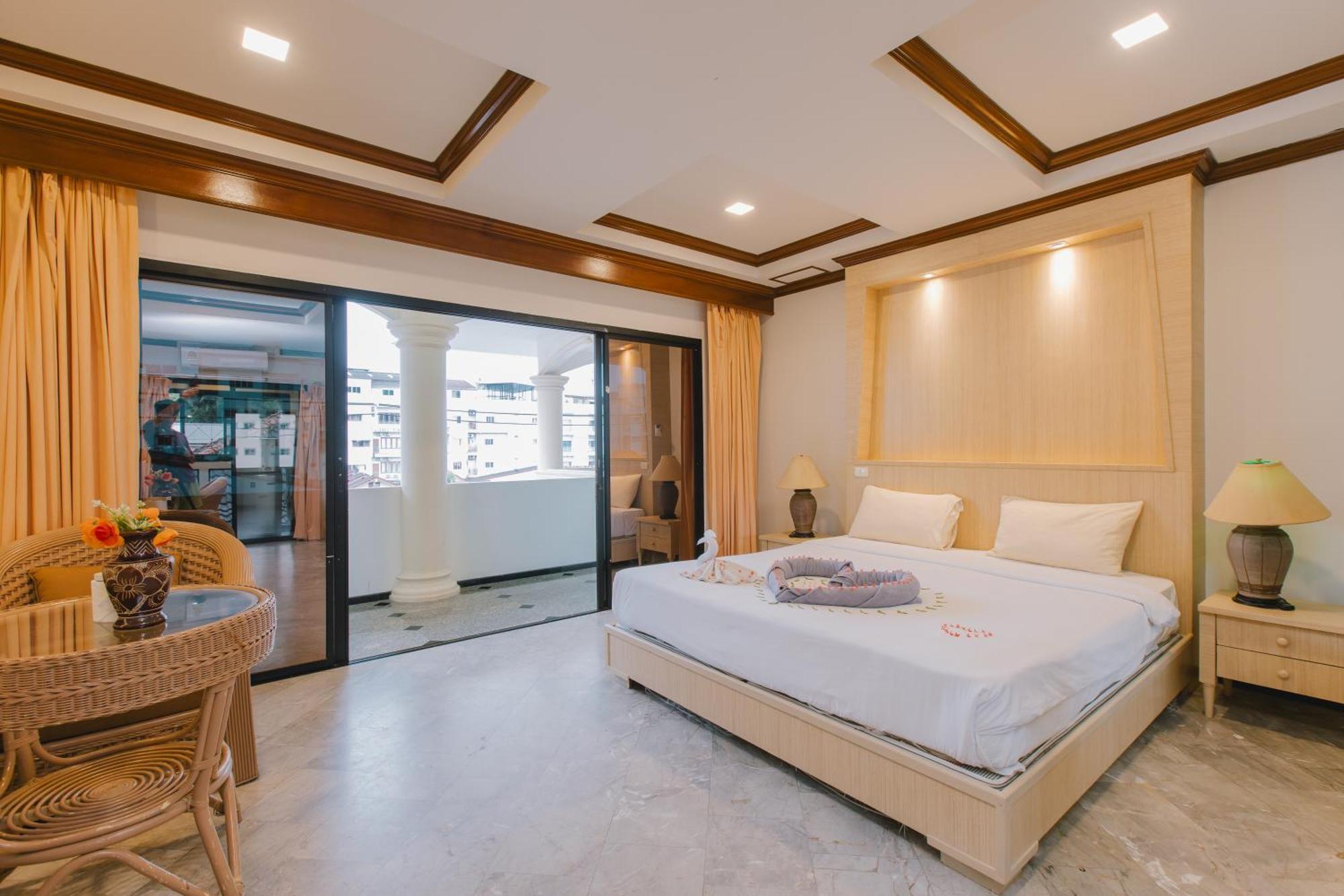 Royal Prince Residence Patong Екстериор снимка
